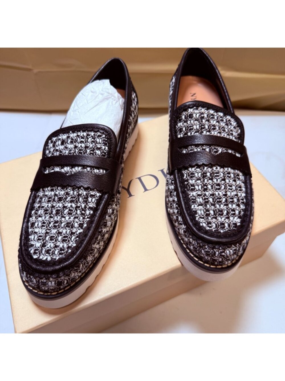 NYDJ Women's Owens Loafers in Black and White Size 8.5 - Picture 2 of 7